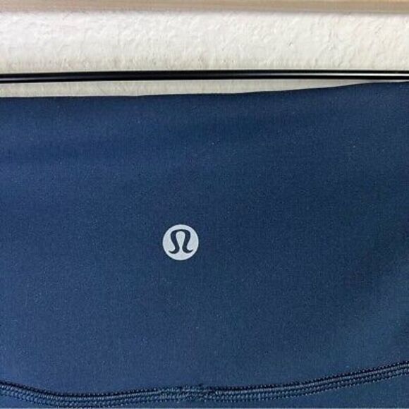 Lululemon womens cropped teal leggings size 6 - Picture 6 of 8